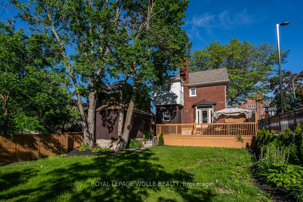 36 Union Street E