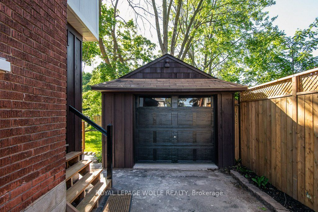 36 Union Street E