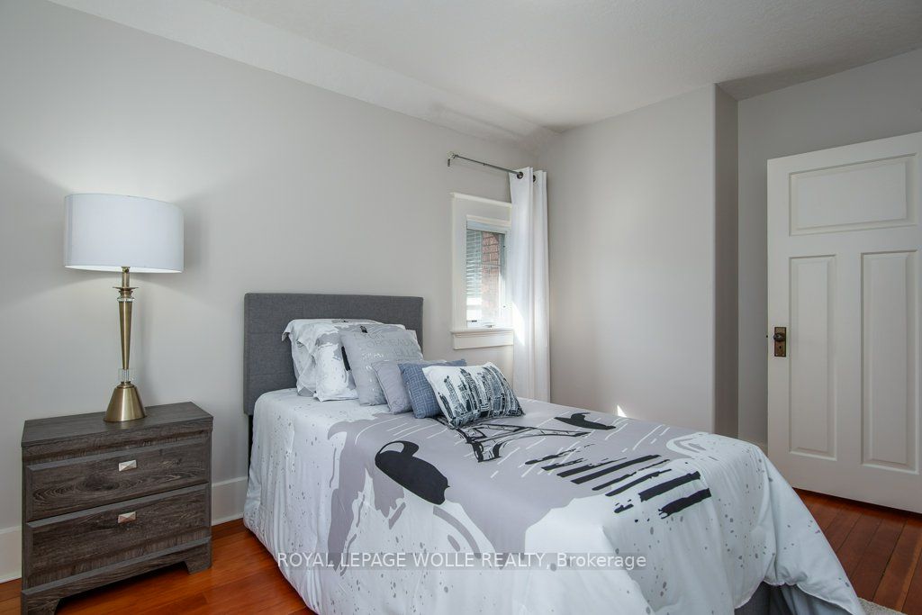 36 Union Street E
