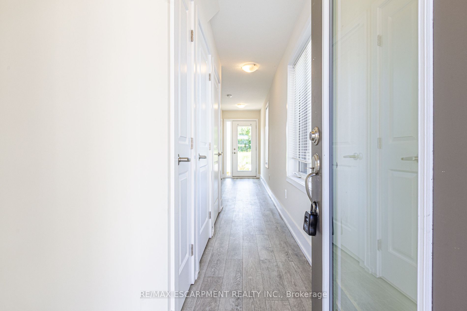 115 Shoreview Place, #Th#11