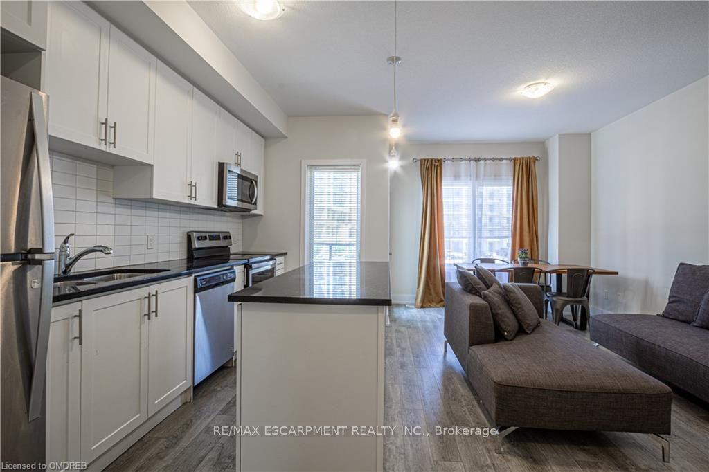 115 Shoreview Place, #Th#11