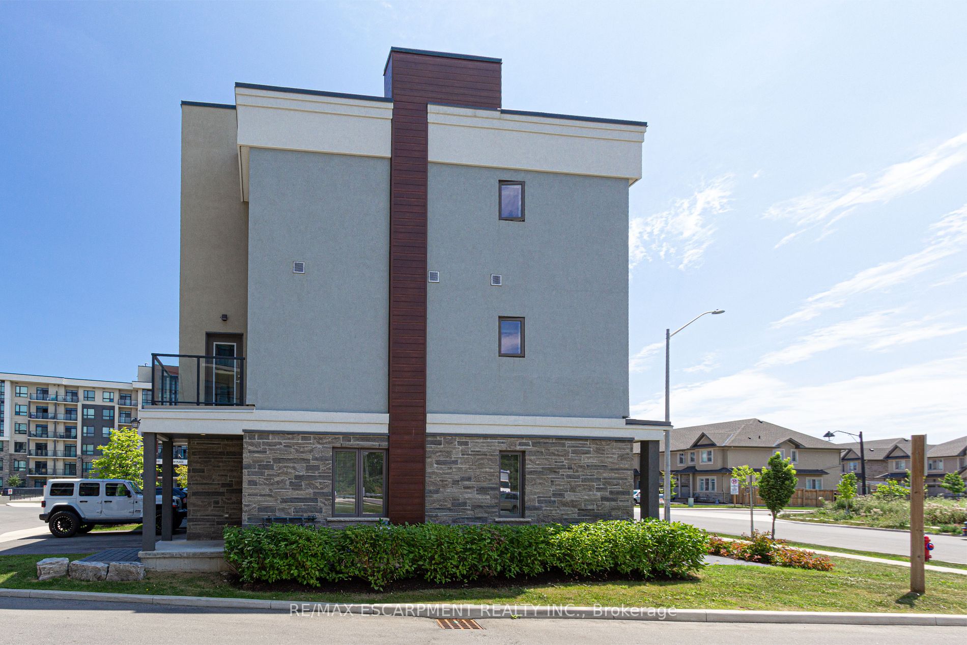 115 Shoreview Place, #Th#11