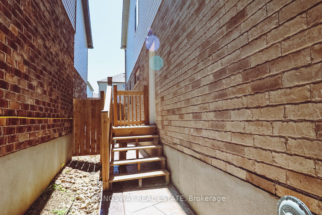 541 Starwood Drive