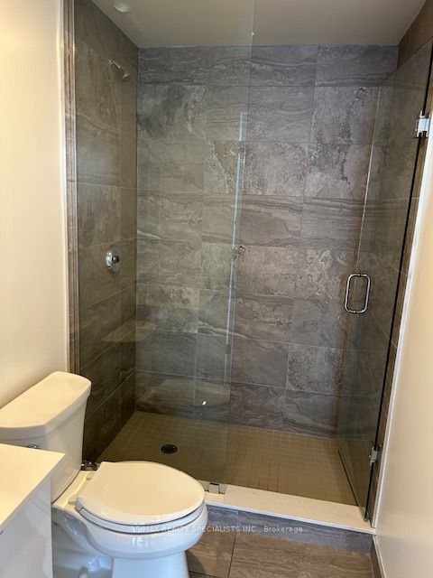 560 North Service Road, #211