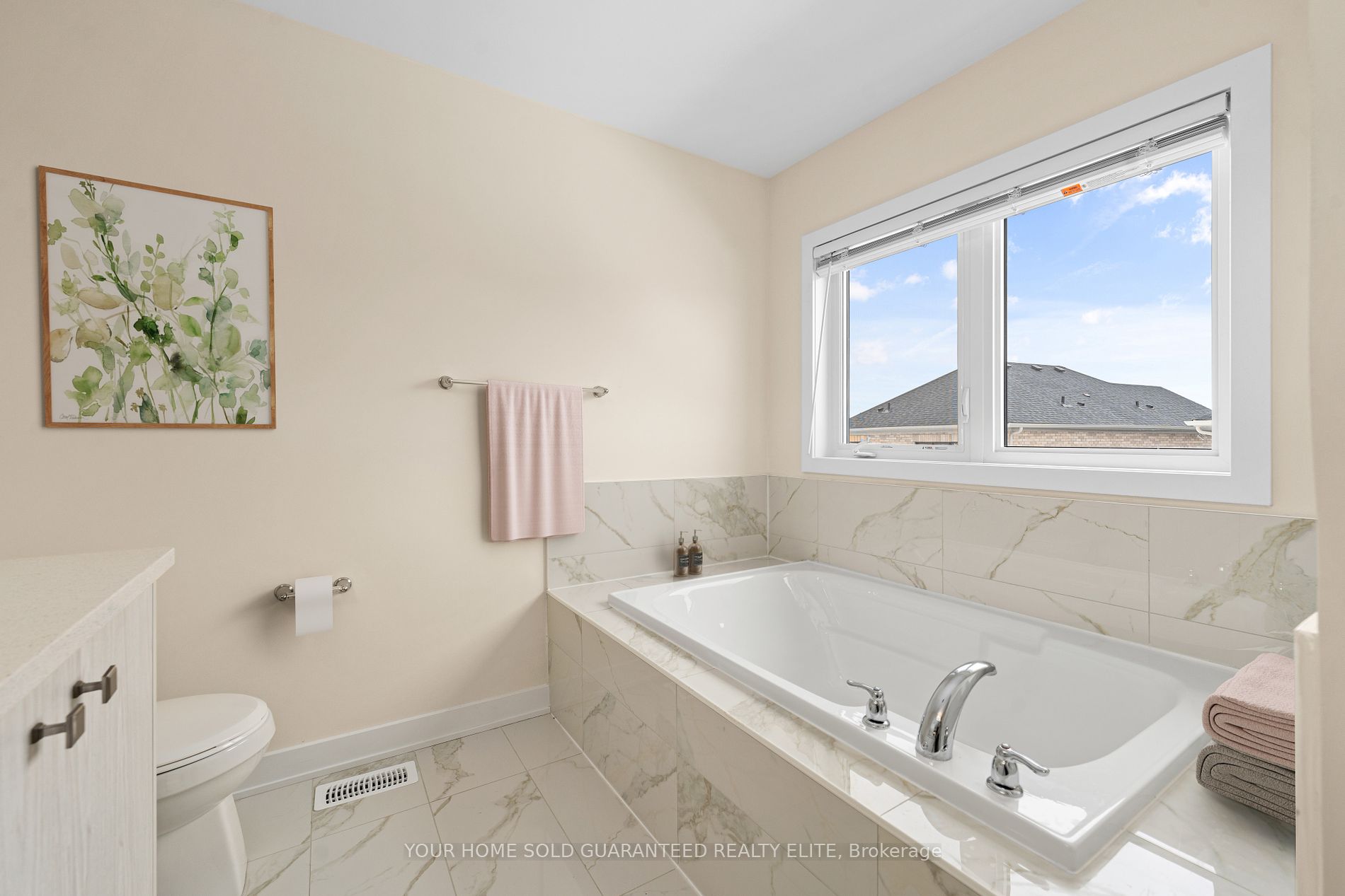 25 Downriver Dr