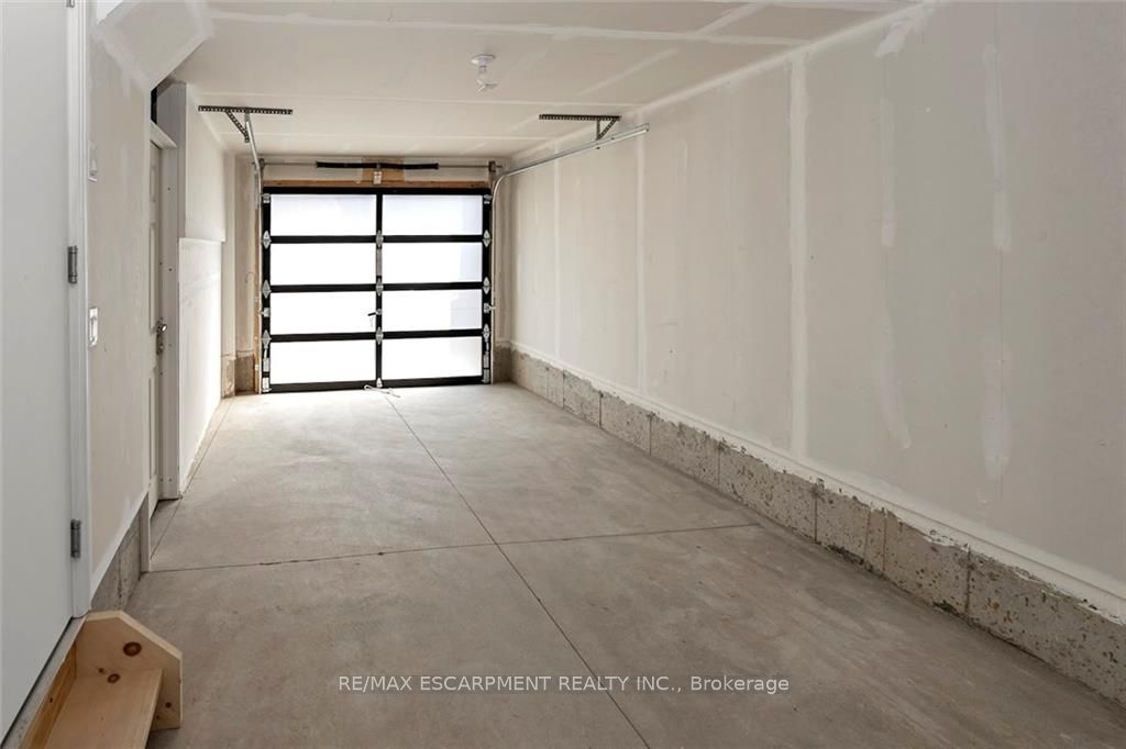 527 Shaver Rd, #24