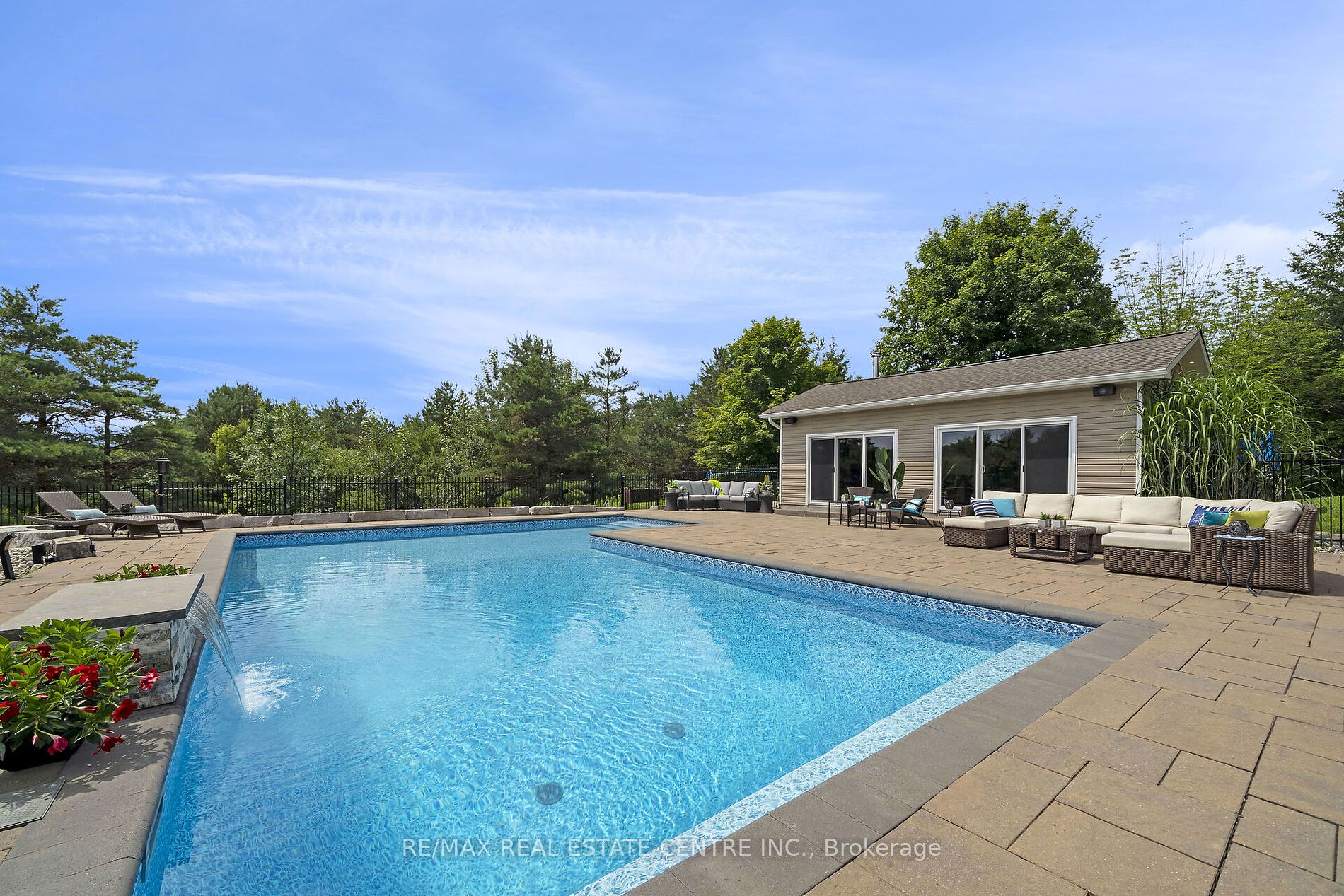 9343 Wellington 22 Road