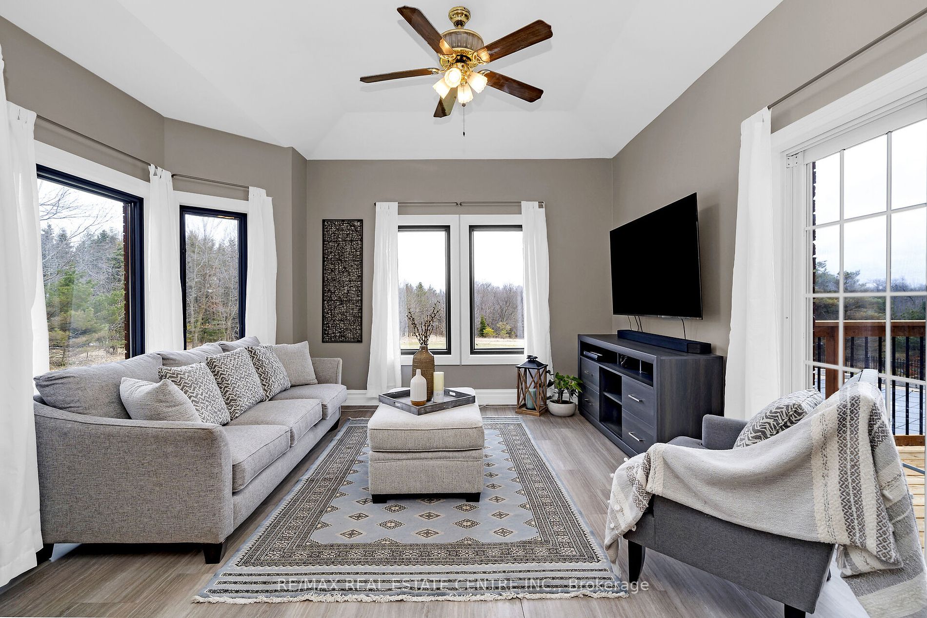 9343 Wellington 22 Road
