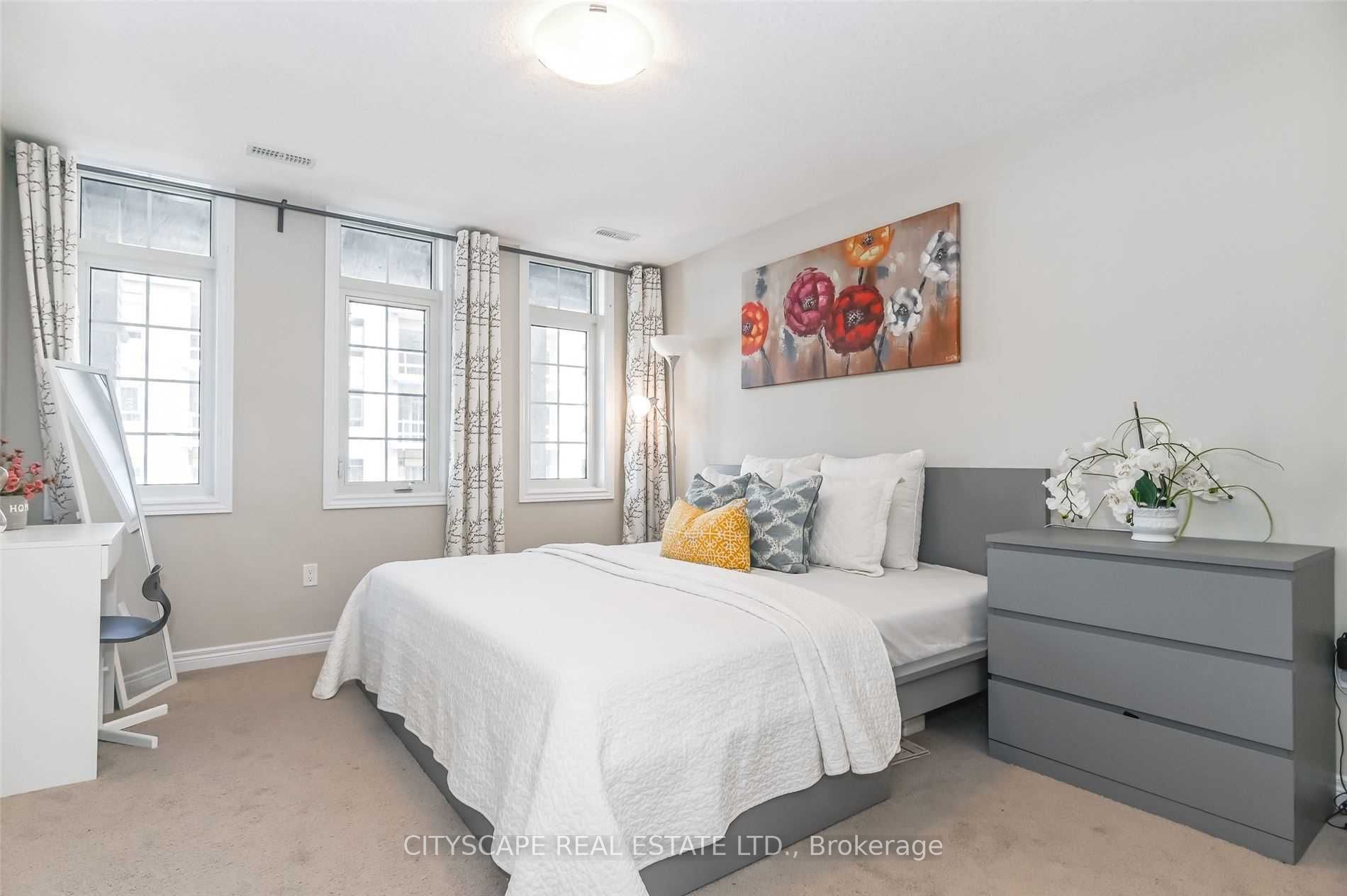 333 Gosling Gardens, #203