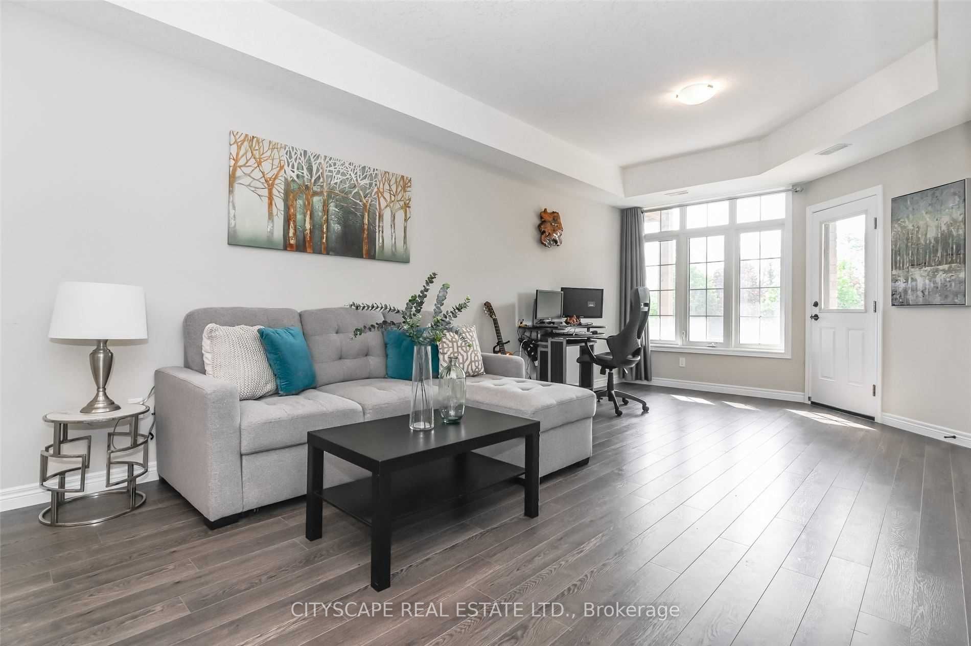 333 Gosling Gardens, #203