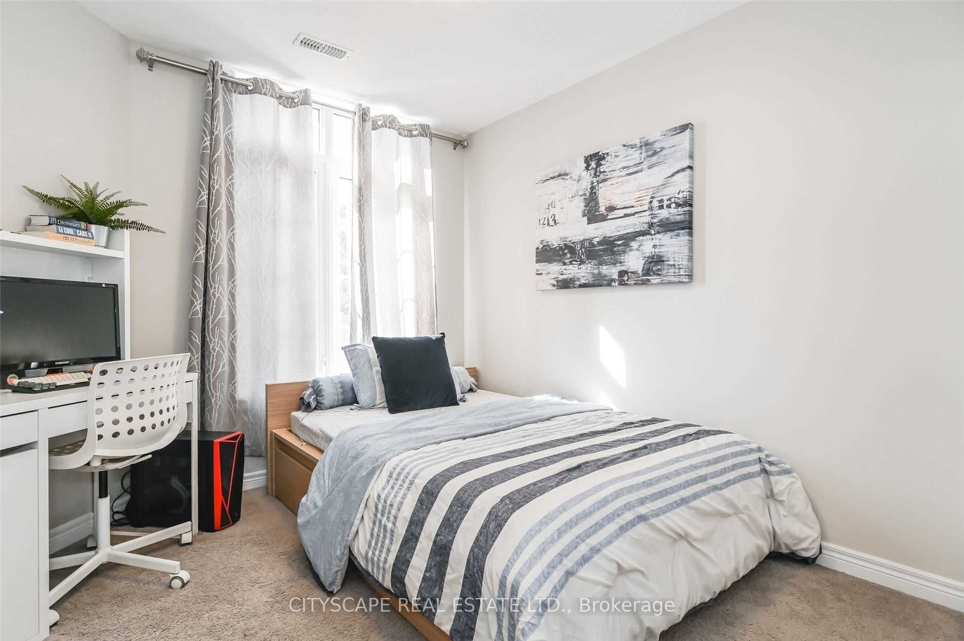 333 Gosling Gardens, #203