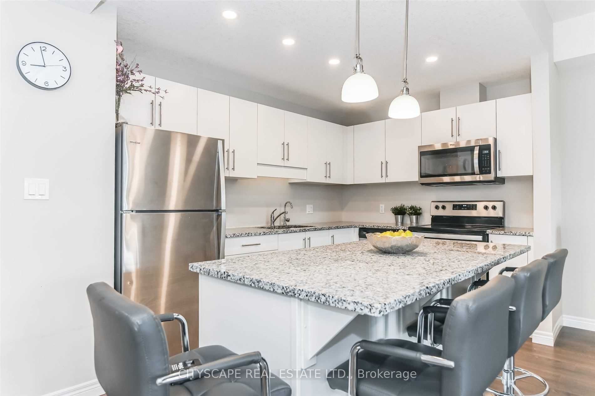 333 Gosling Gardens, #203