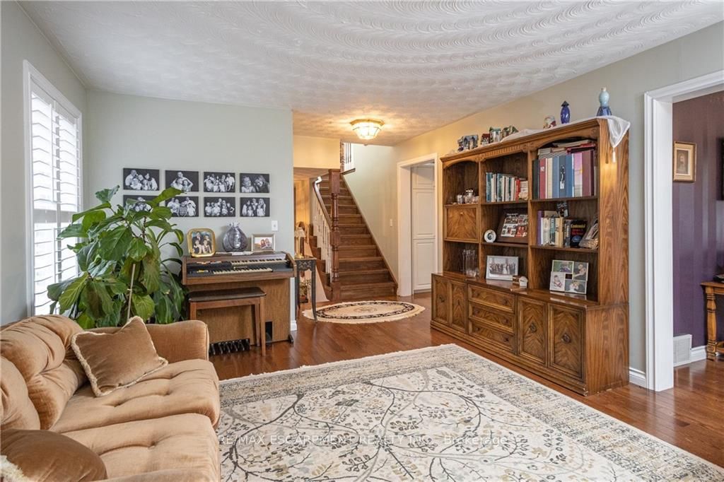 2740 South Grimsby #18 Rd