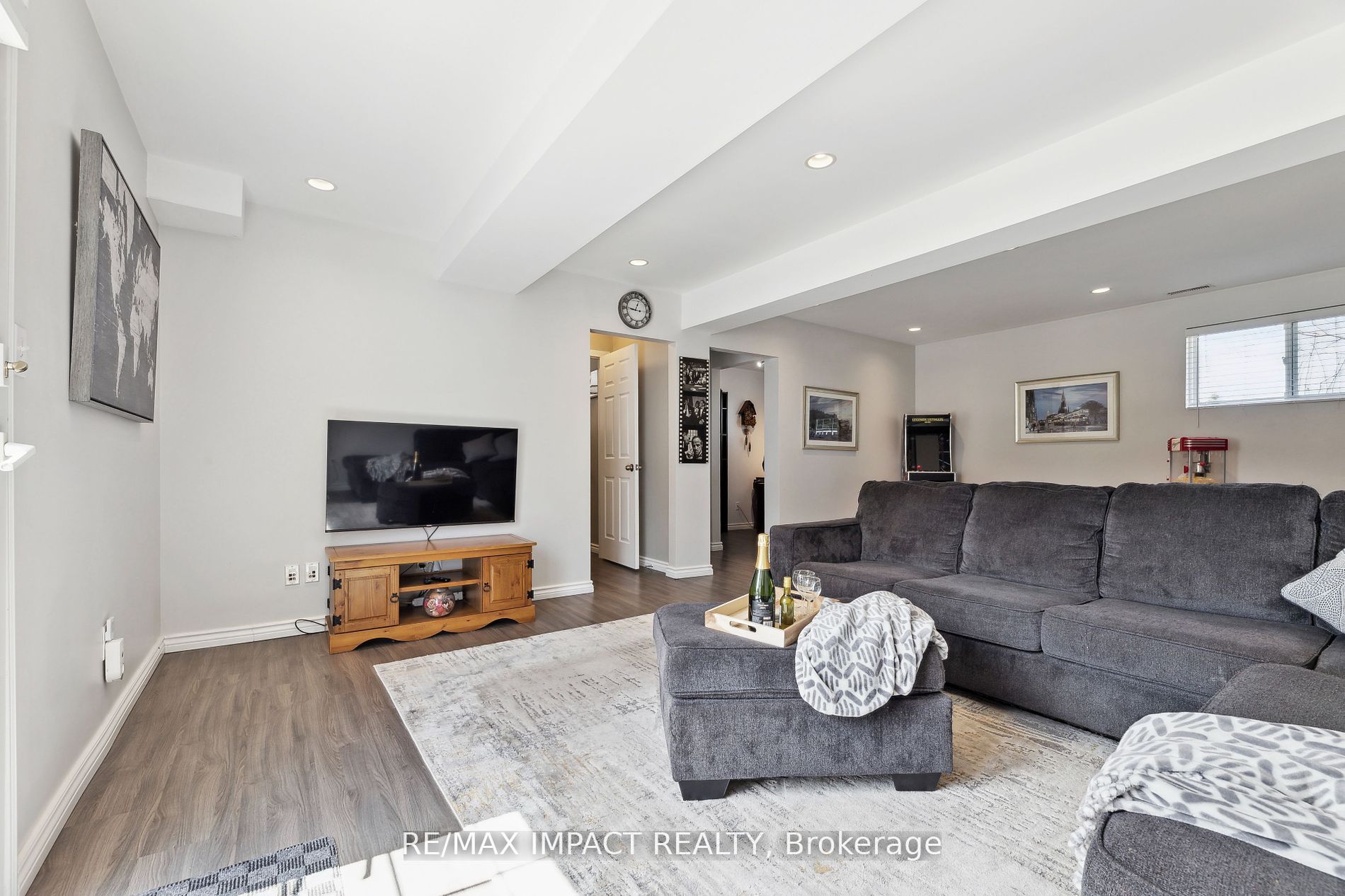 5 Woodfield Street
