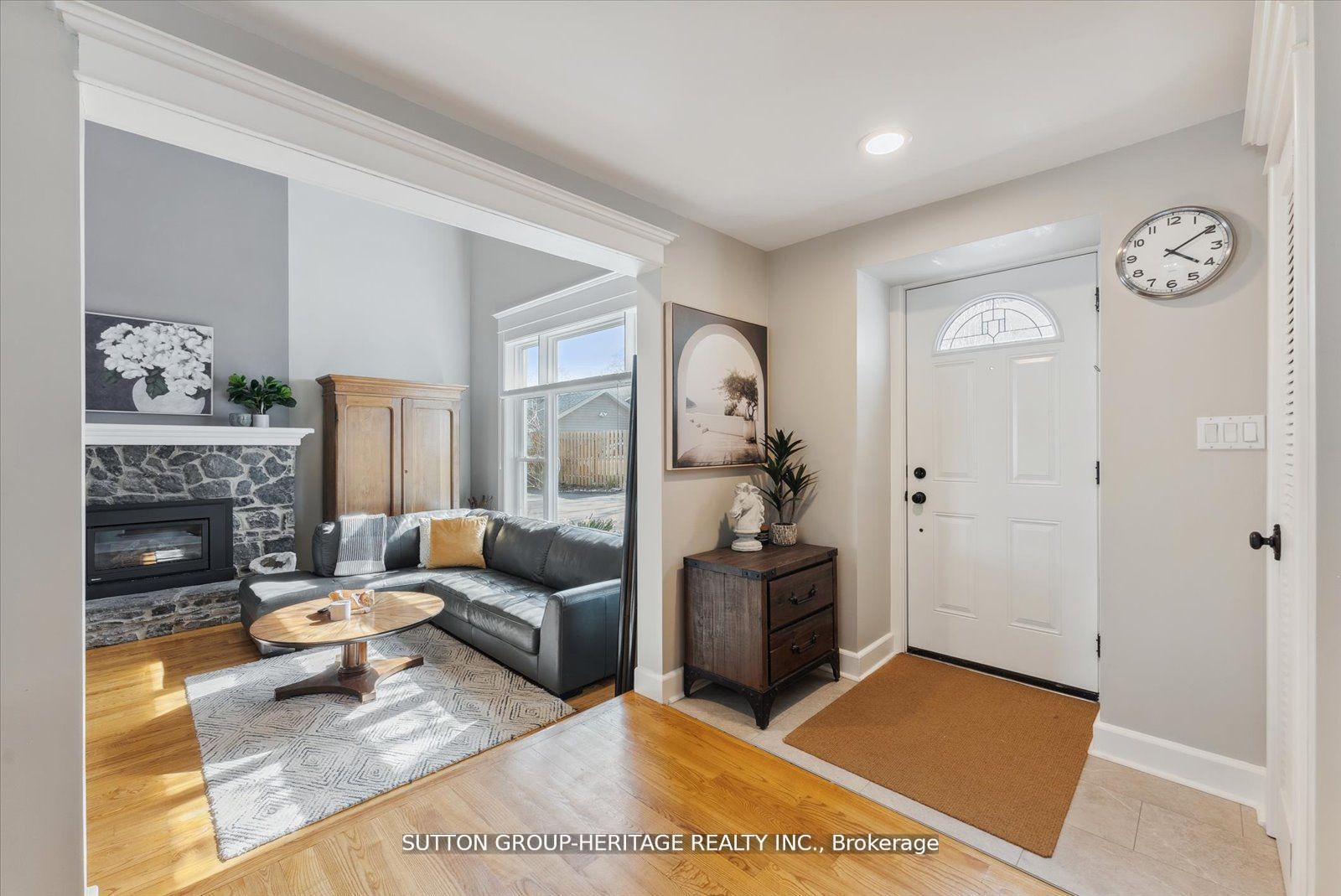 99 Bridge Street E #5