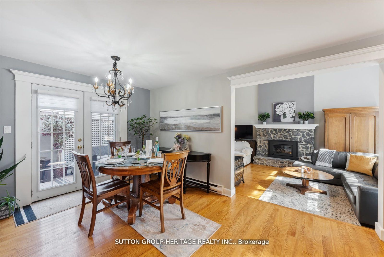 99 Bridge Street E #5