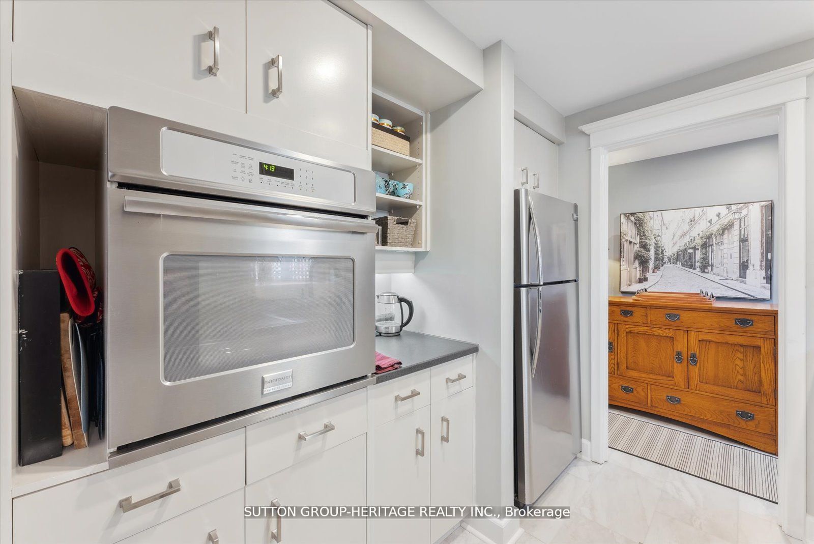 99 Bridge Street E #5