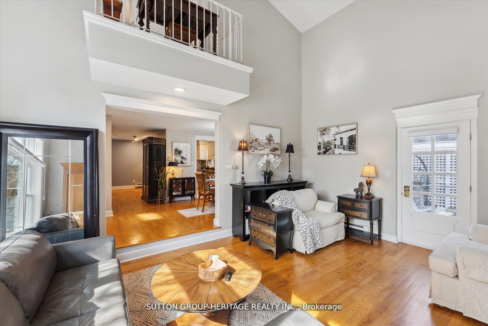 99 Bridge Street E #5