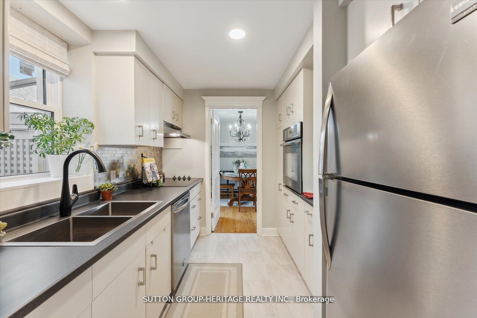 99 Bridge Street E #5