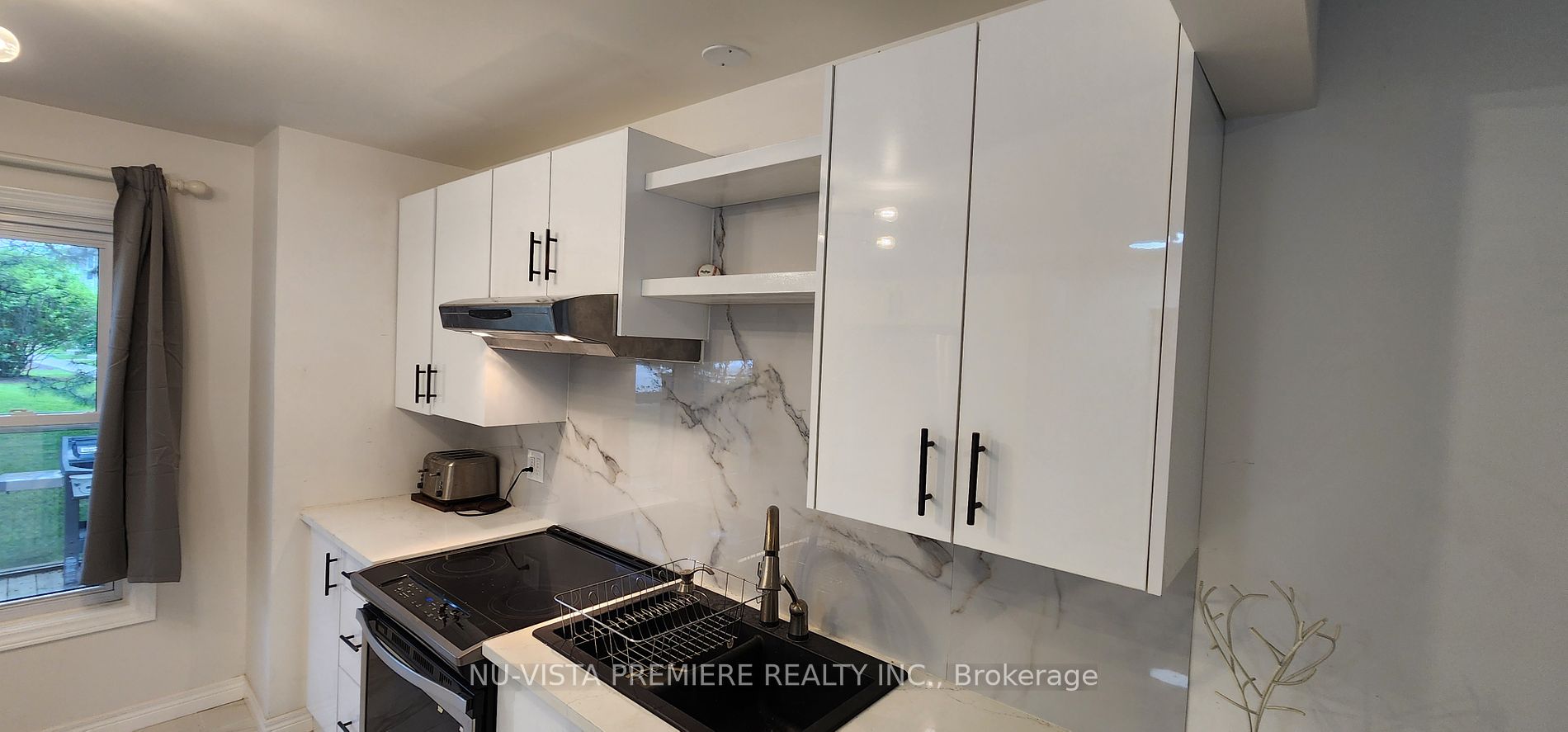 628 Wharncliffe Road S #9