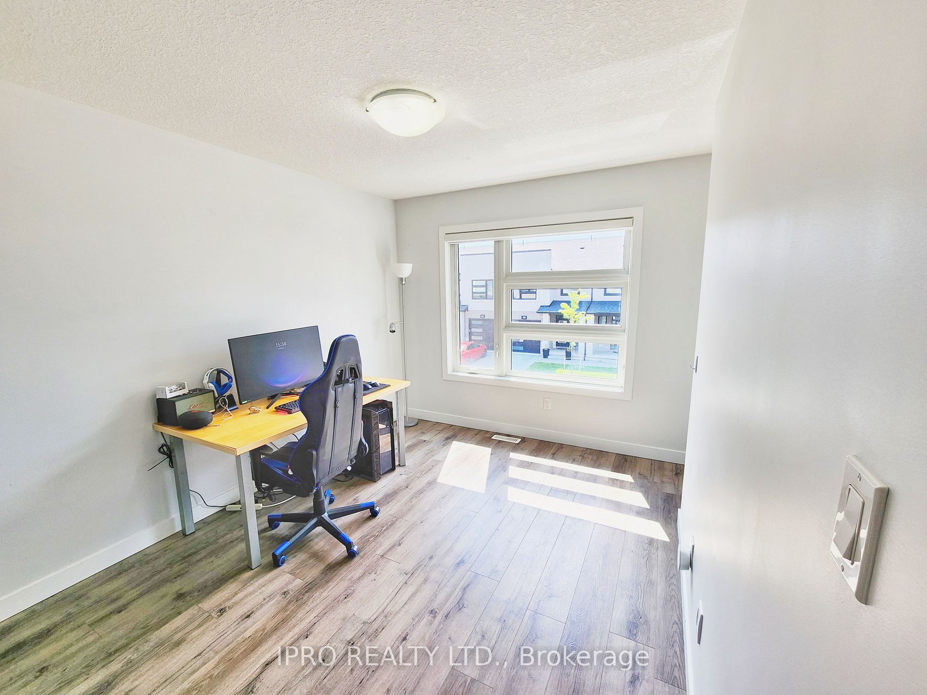 3380 Singleton Avenue #36