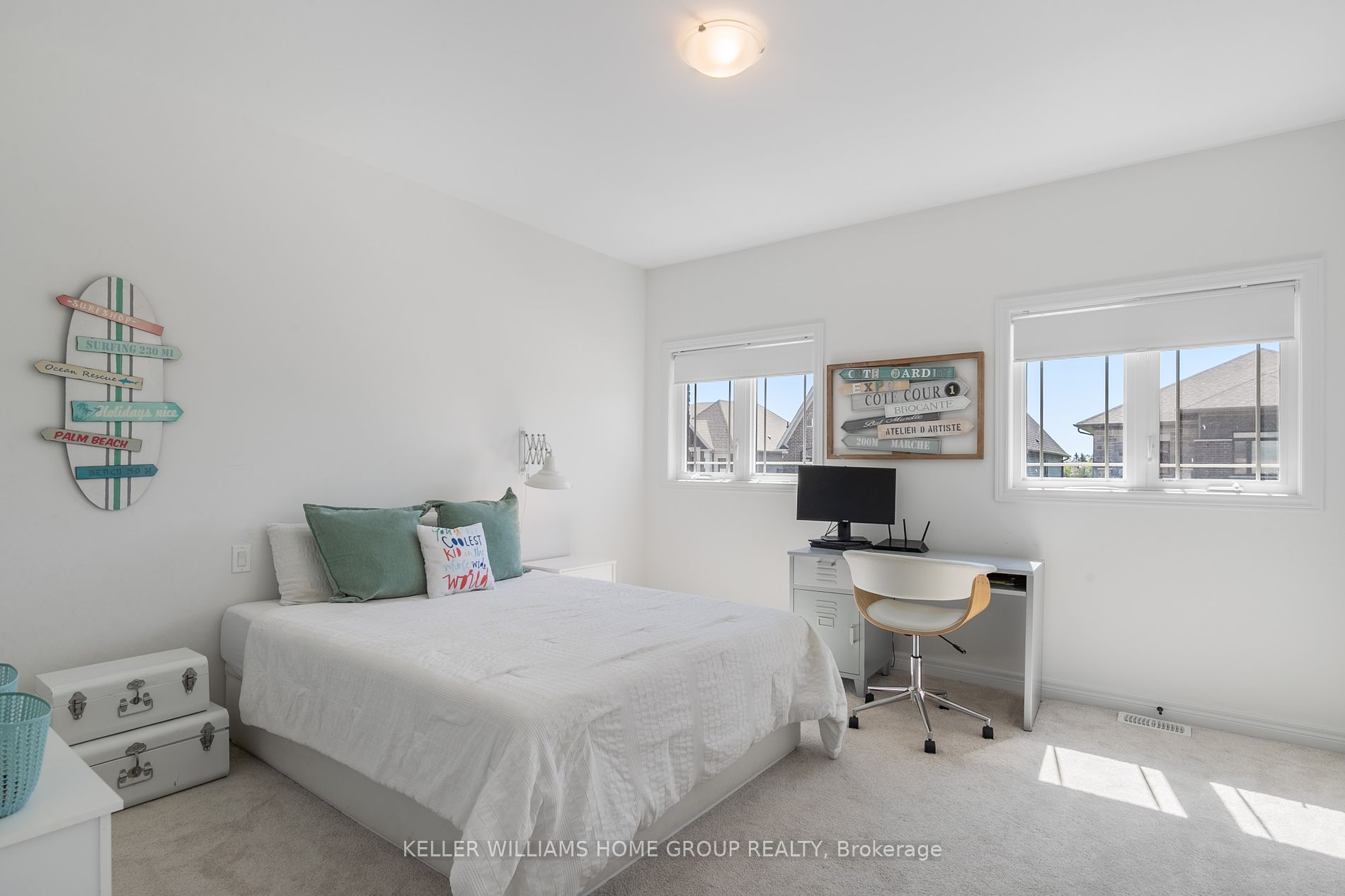 48 Macalister Boulevard