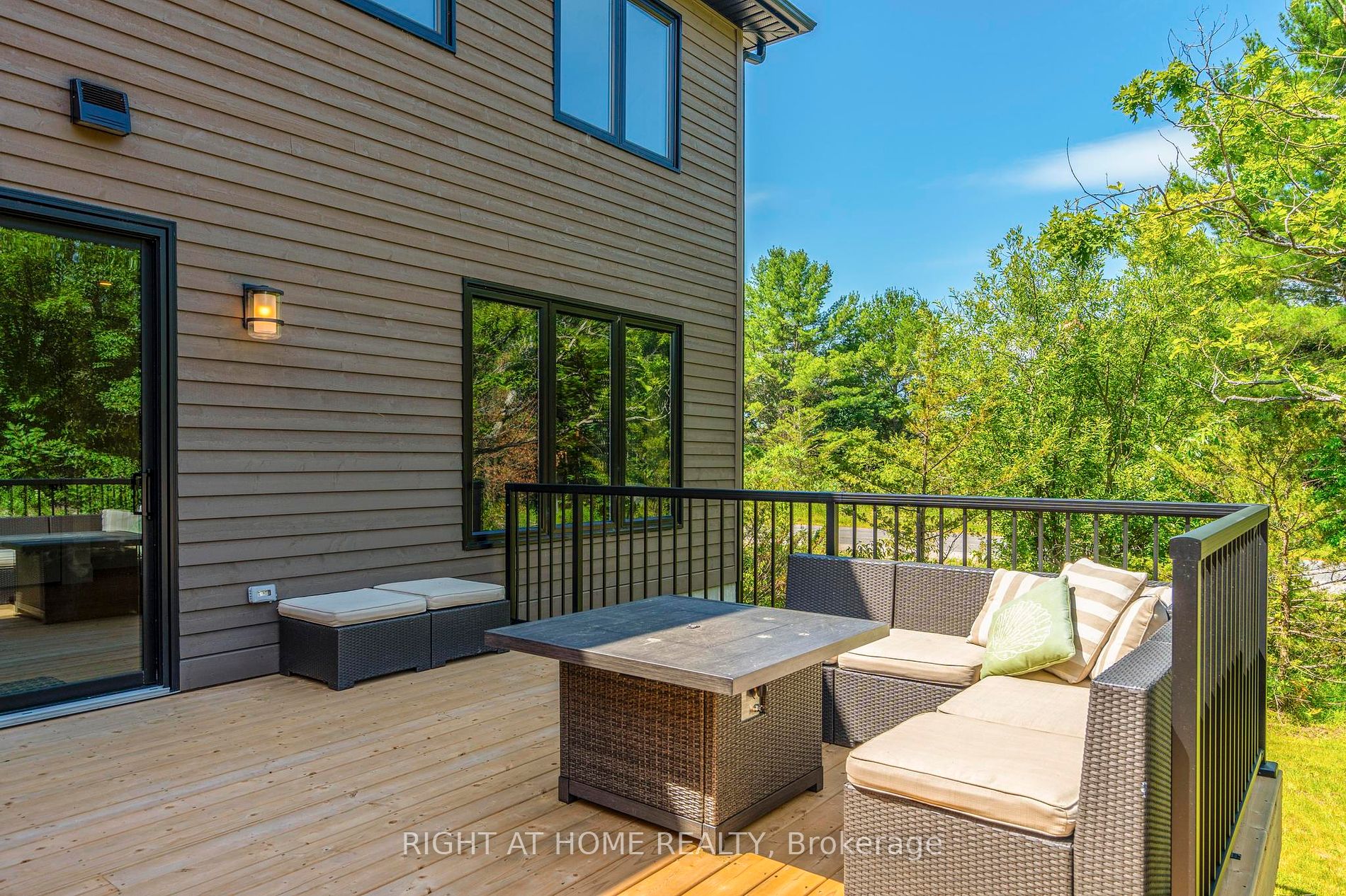 94 Macey Bay Road