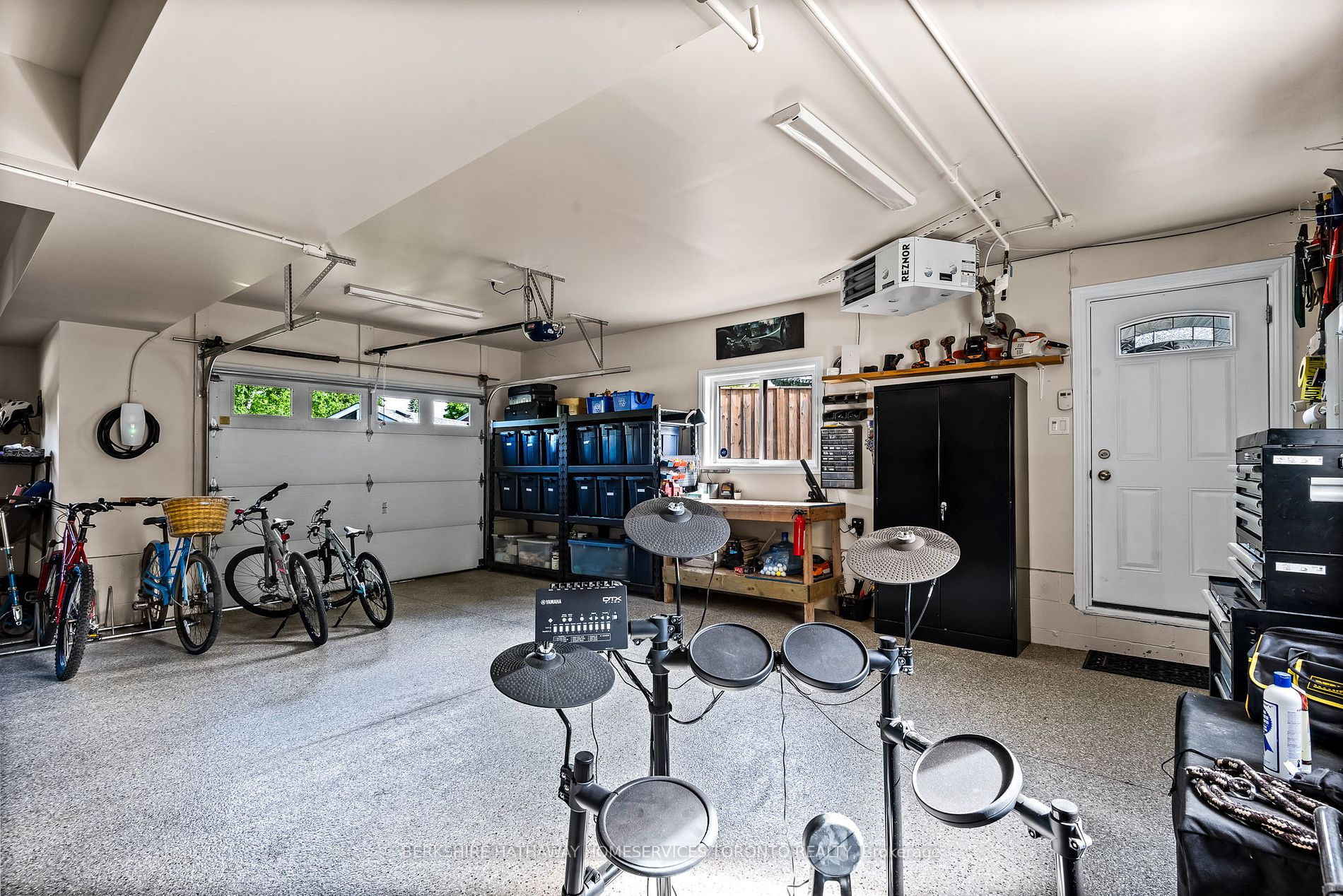 70 Moorecraig Road