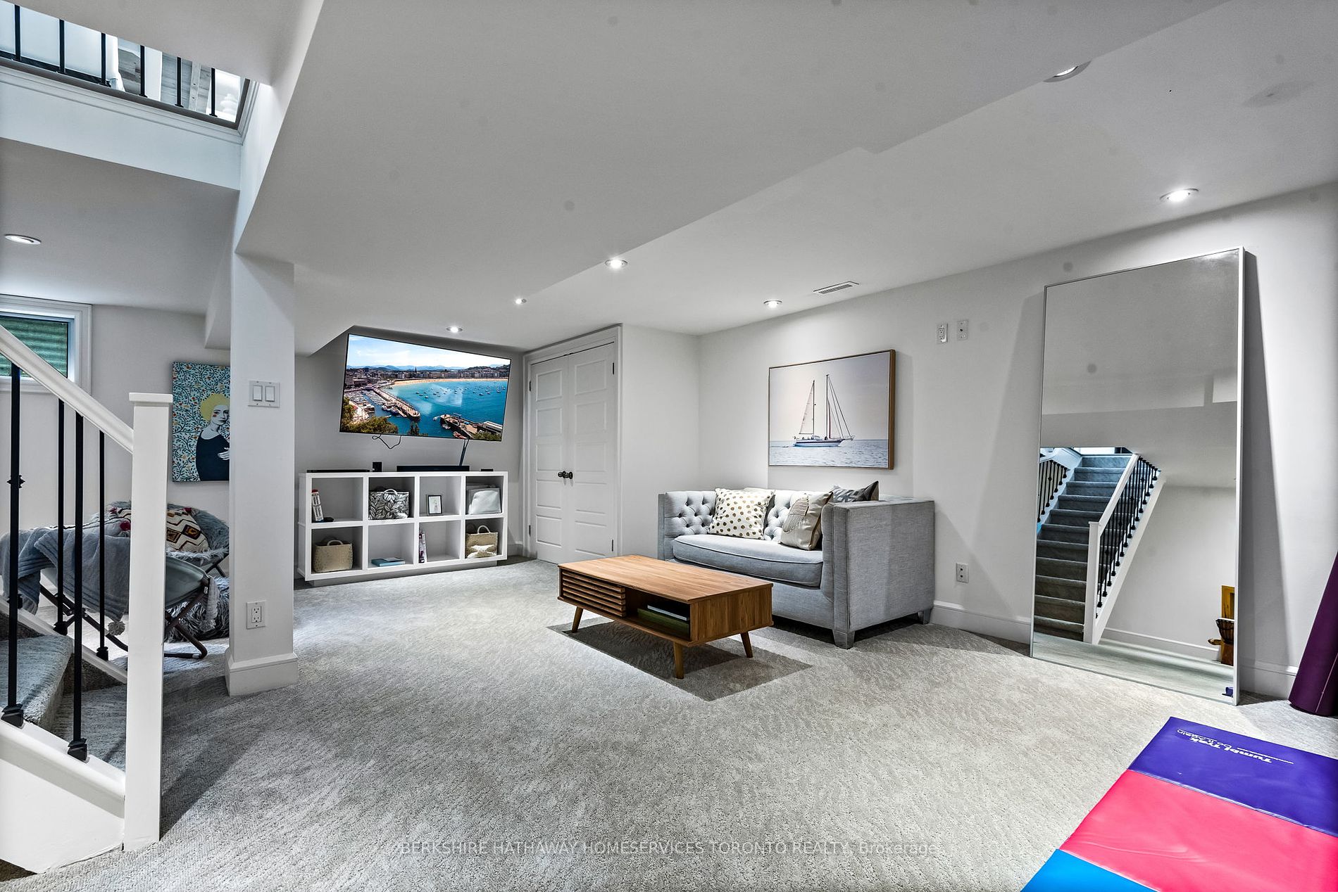 70 Moorecraig Road