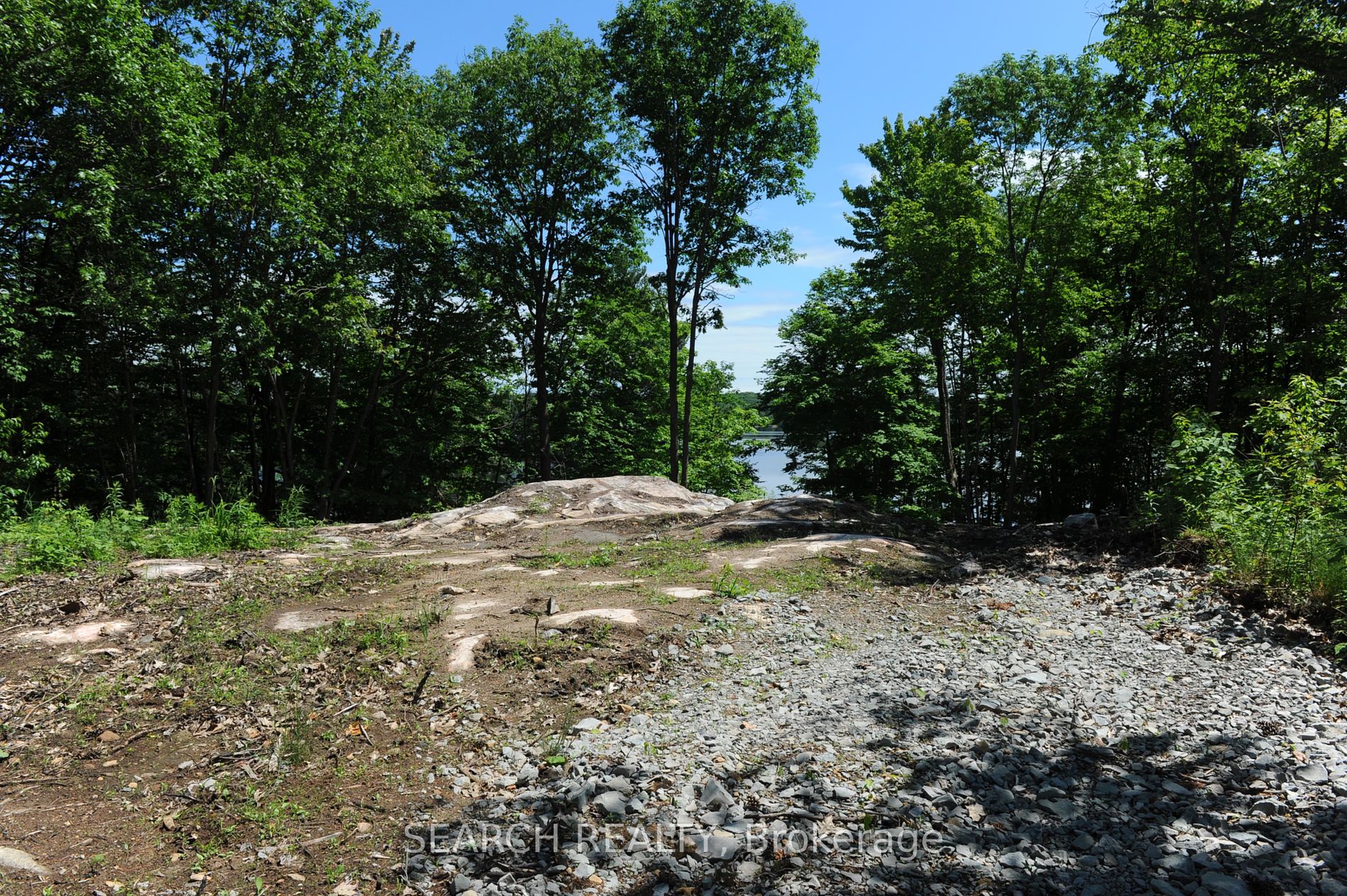 22 Hawkins Point