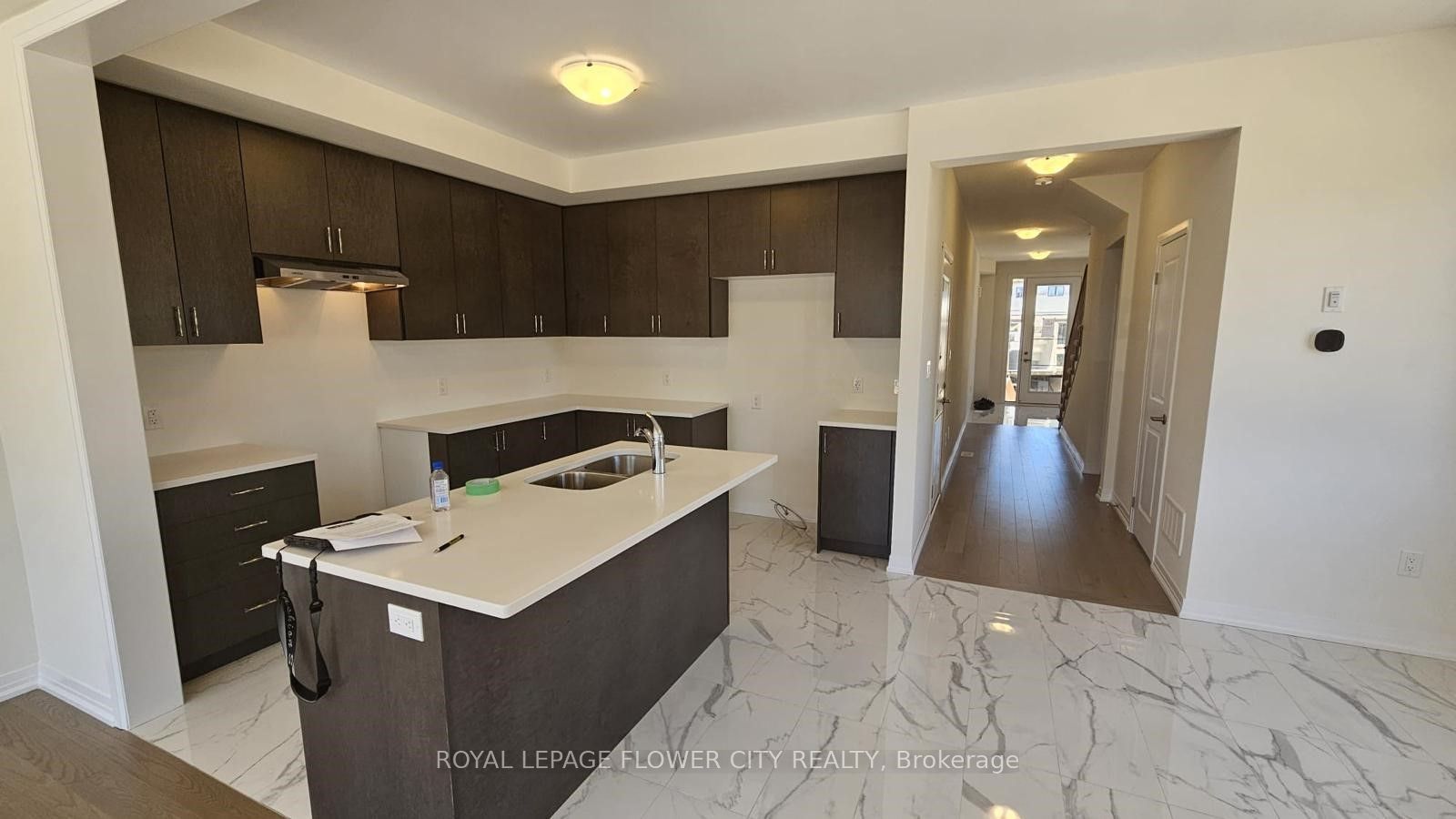 15 Blacklock Street #20