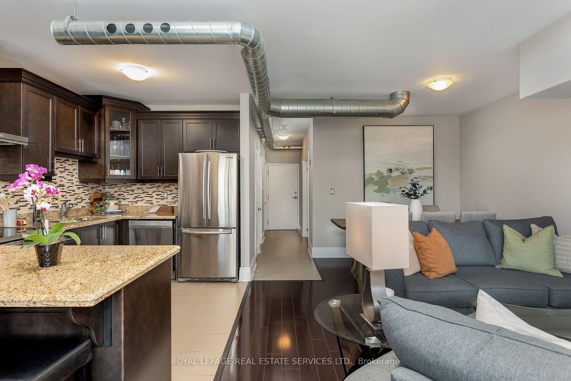 80 King William St, #402