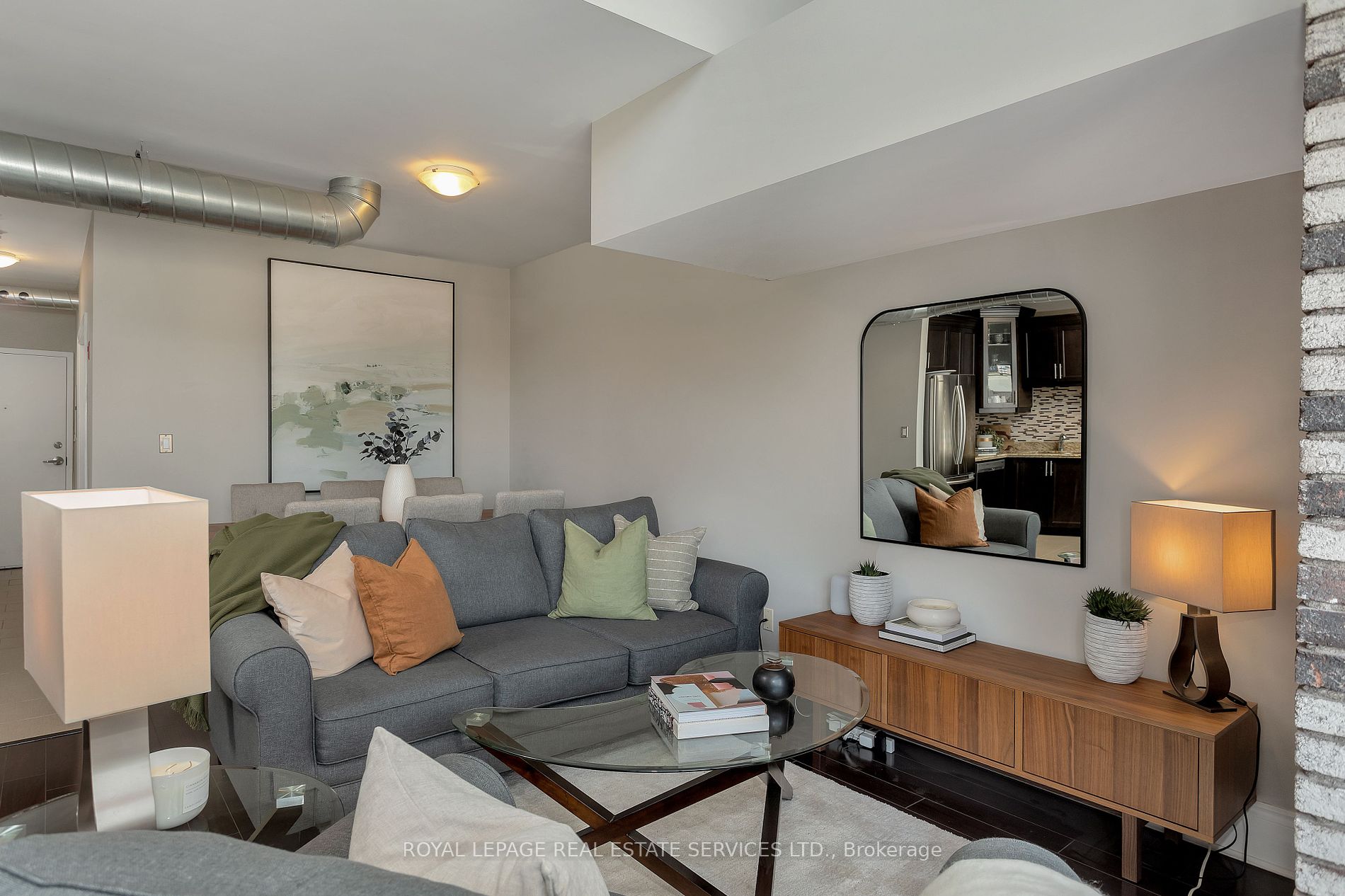 80 King William St, #402