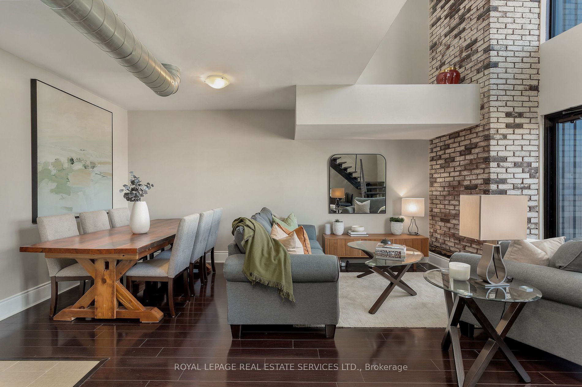 80 King William St, #402