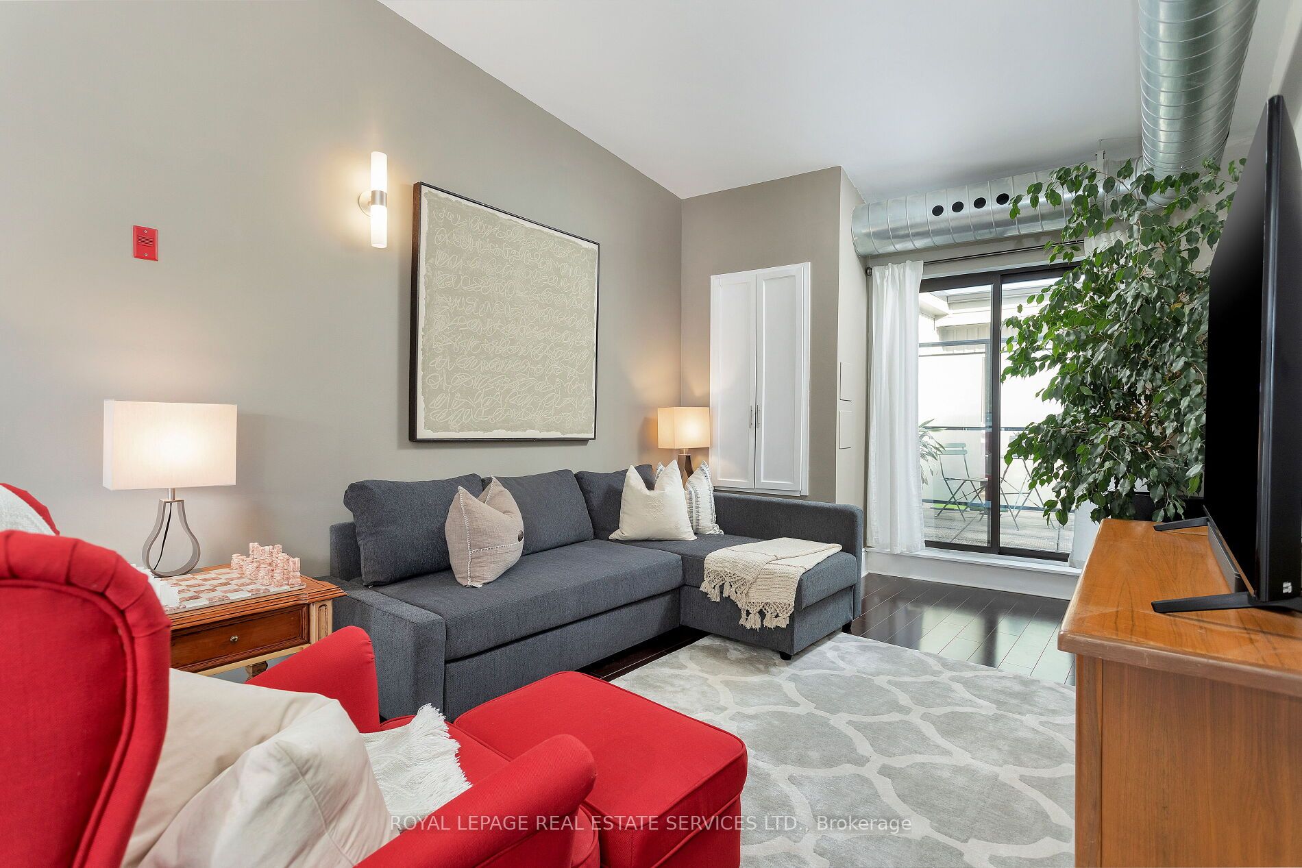 80 King William St, #402
