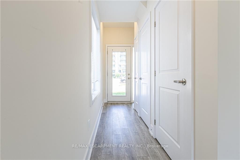 115 Shoreview Place, #Th#11