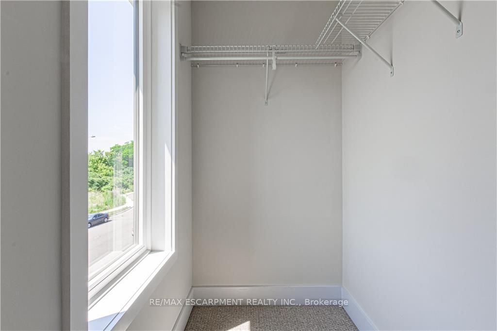 115 Shoreview Place, #Th#11