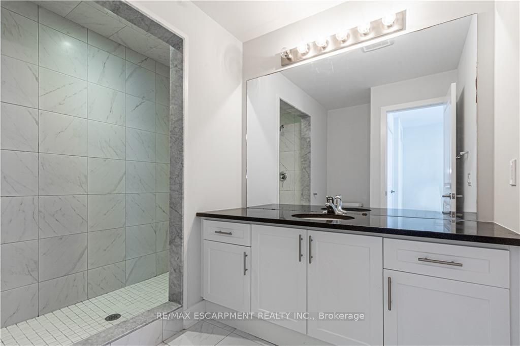 115 Shoreview Place, #Th#11