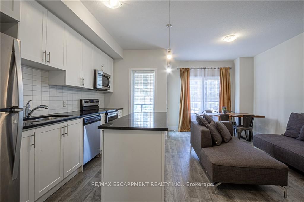 115 Shoreview Place, #Th#11