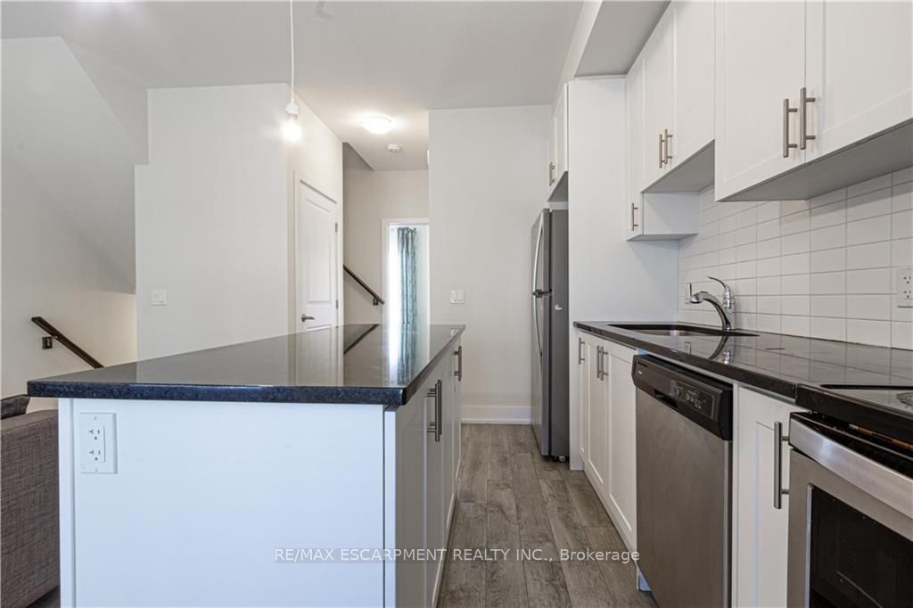115 Shoreview Place, #Th#11