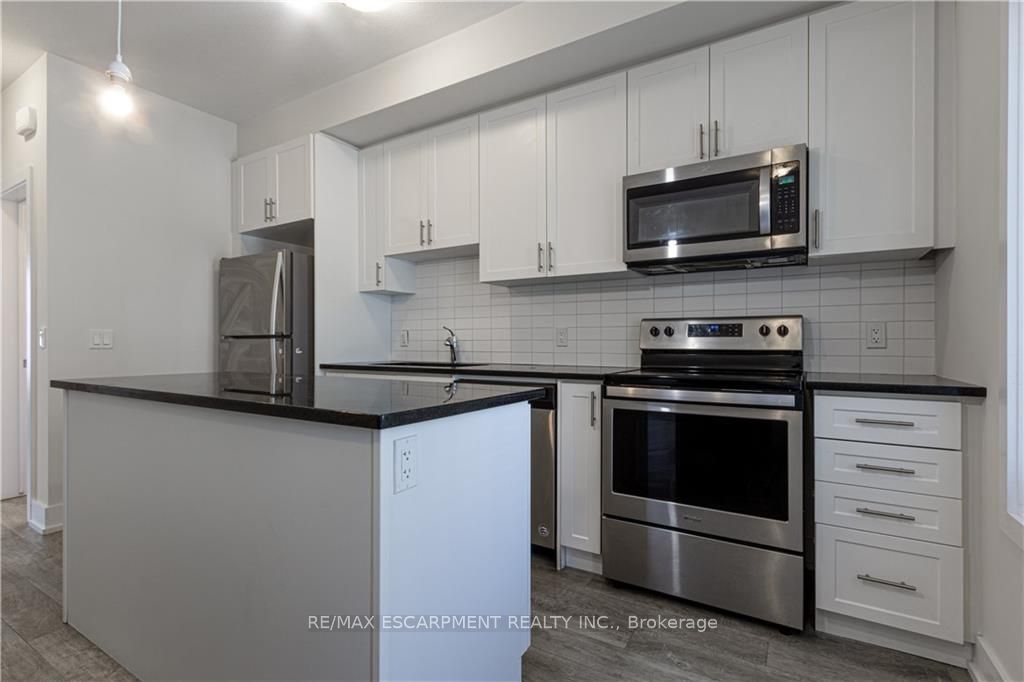 115 Shoreview Place, #Th#11
