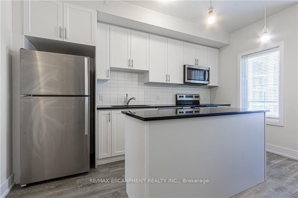 115 Shoreview Place, #Th#11