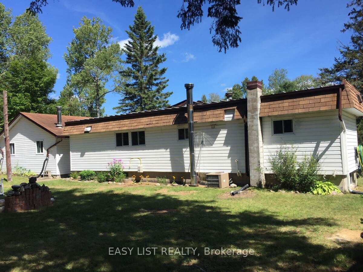 1084 South Algonquin Road