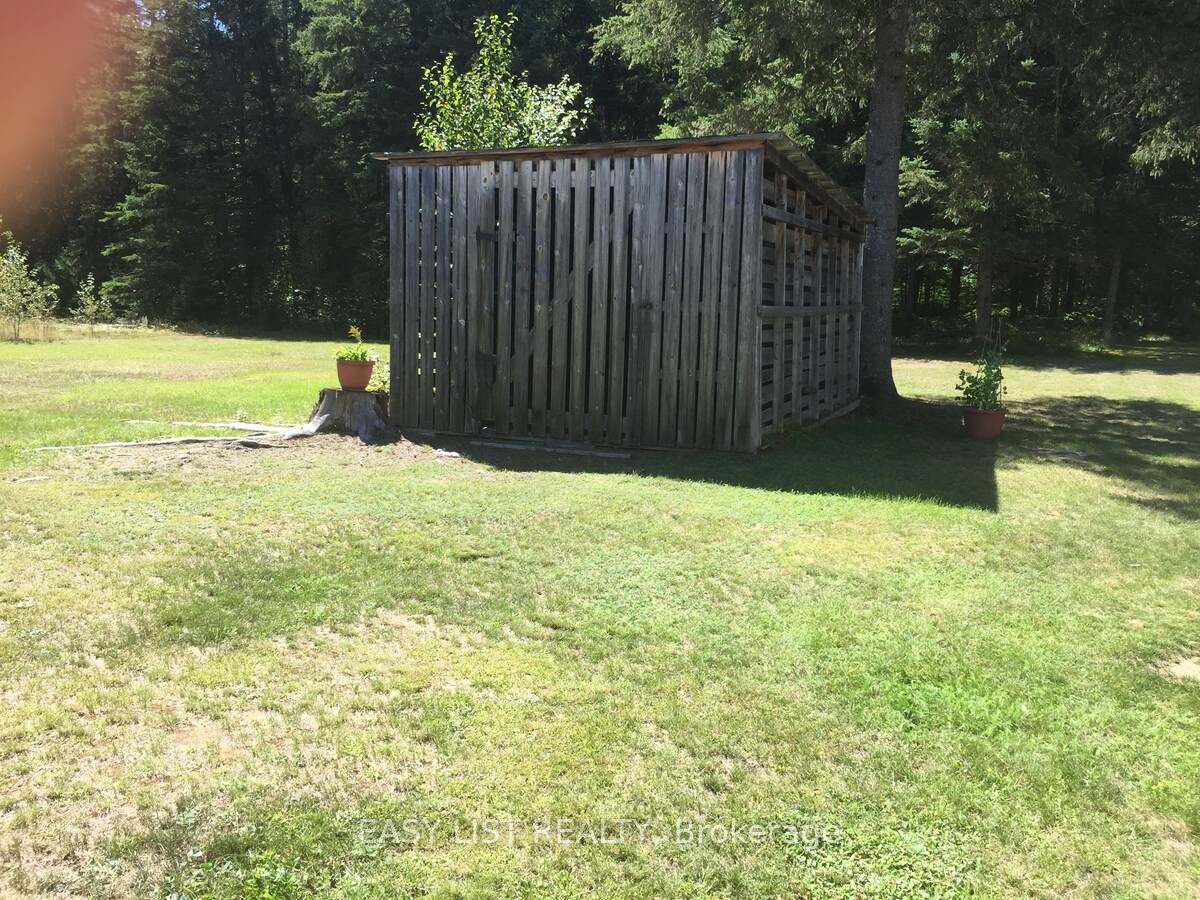 1084 South Algonquin Road