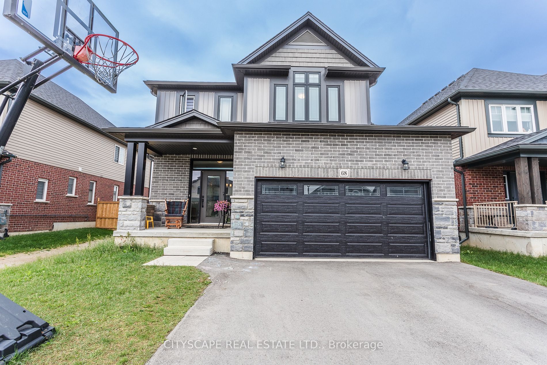 68 Davidson Dr