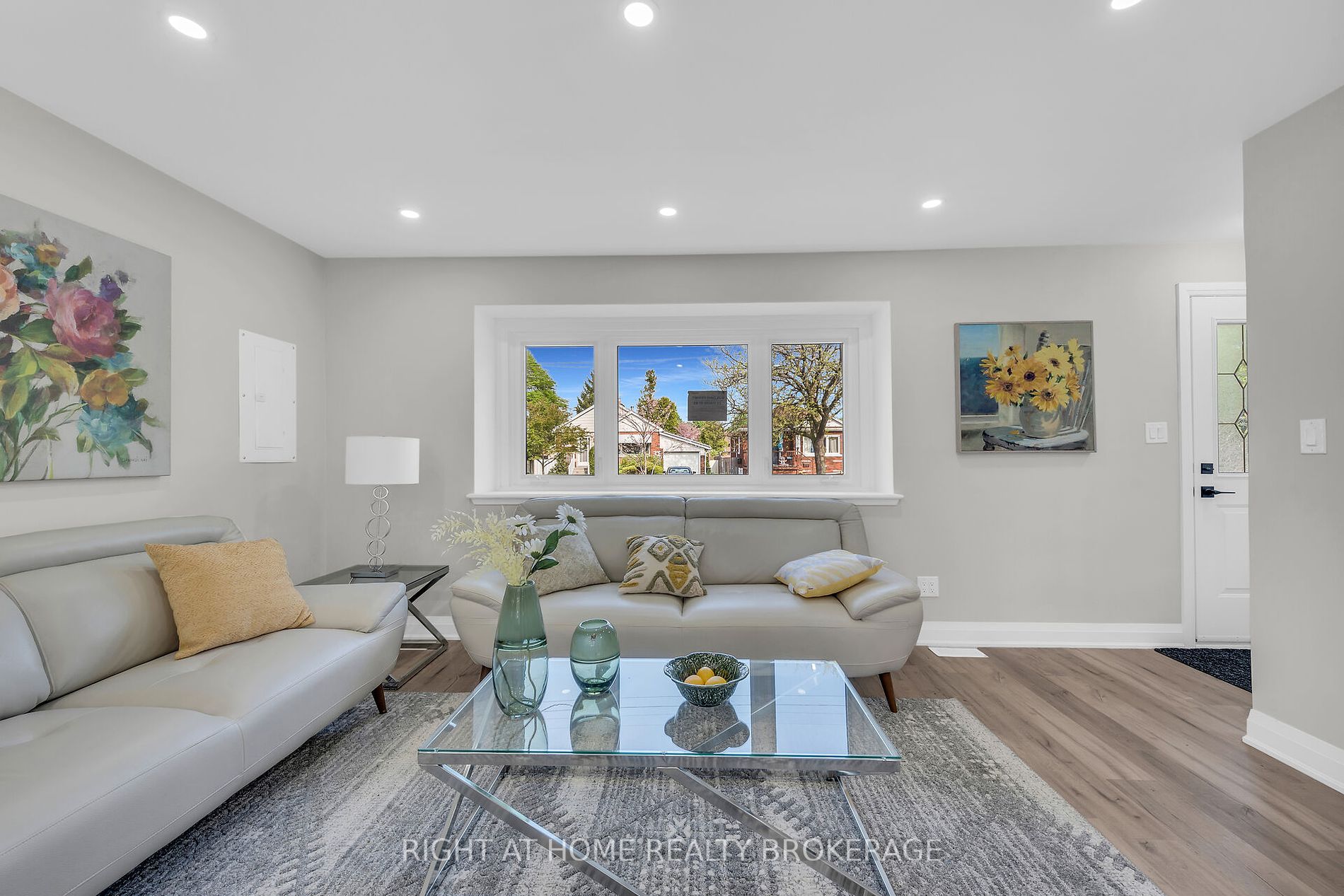 34 East 44th Street