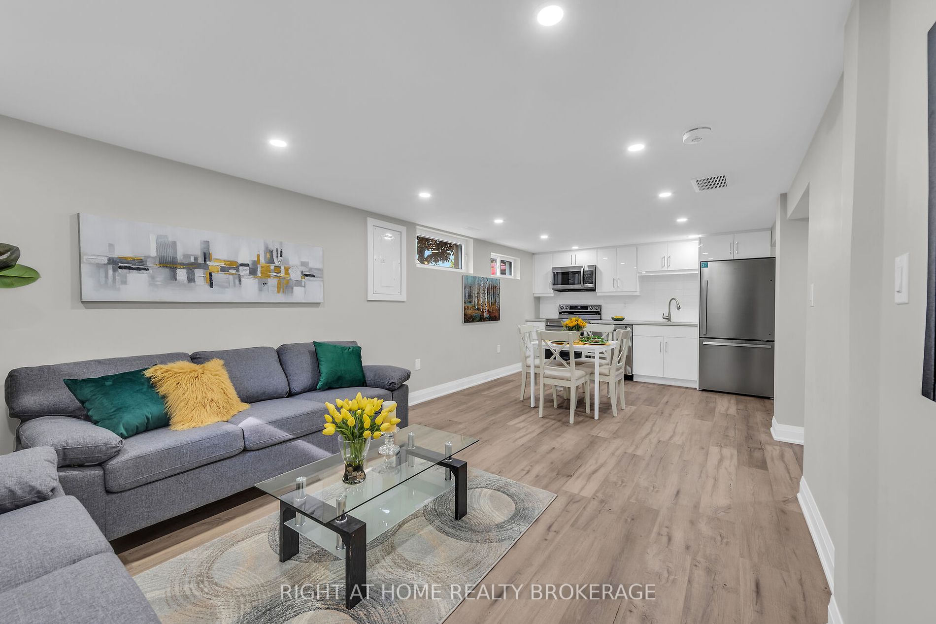 34 East 44th Street