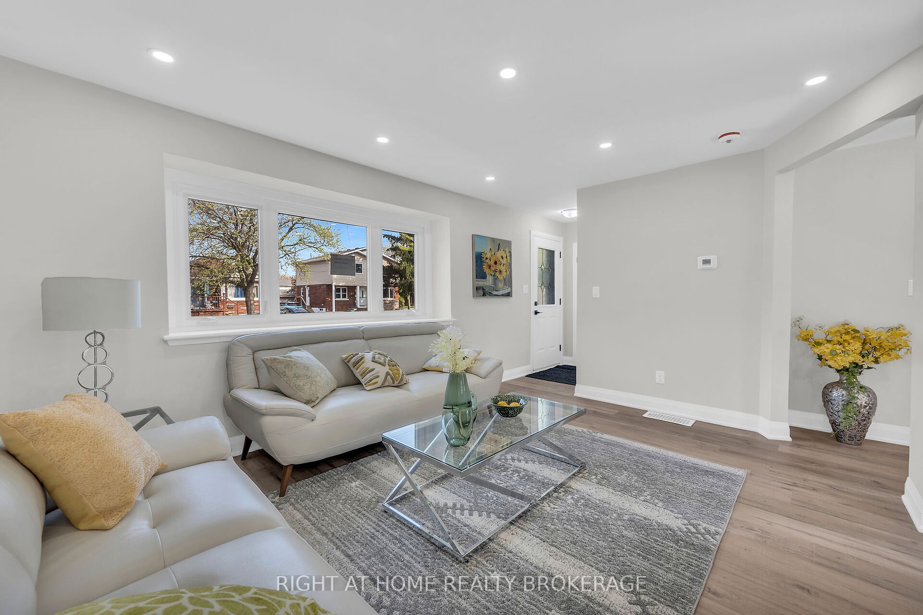 34 East 44th Street