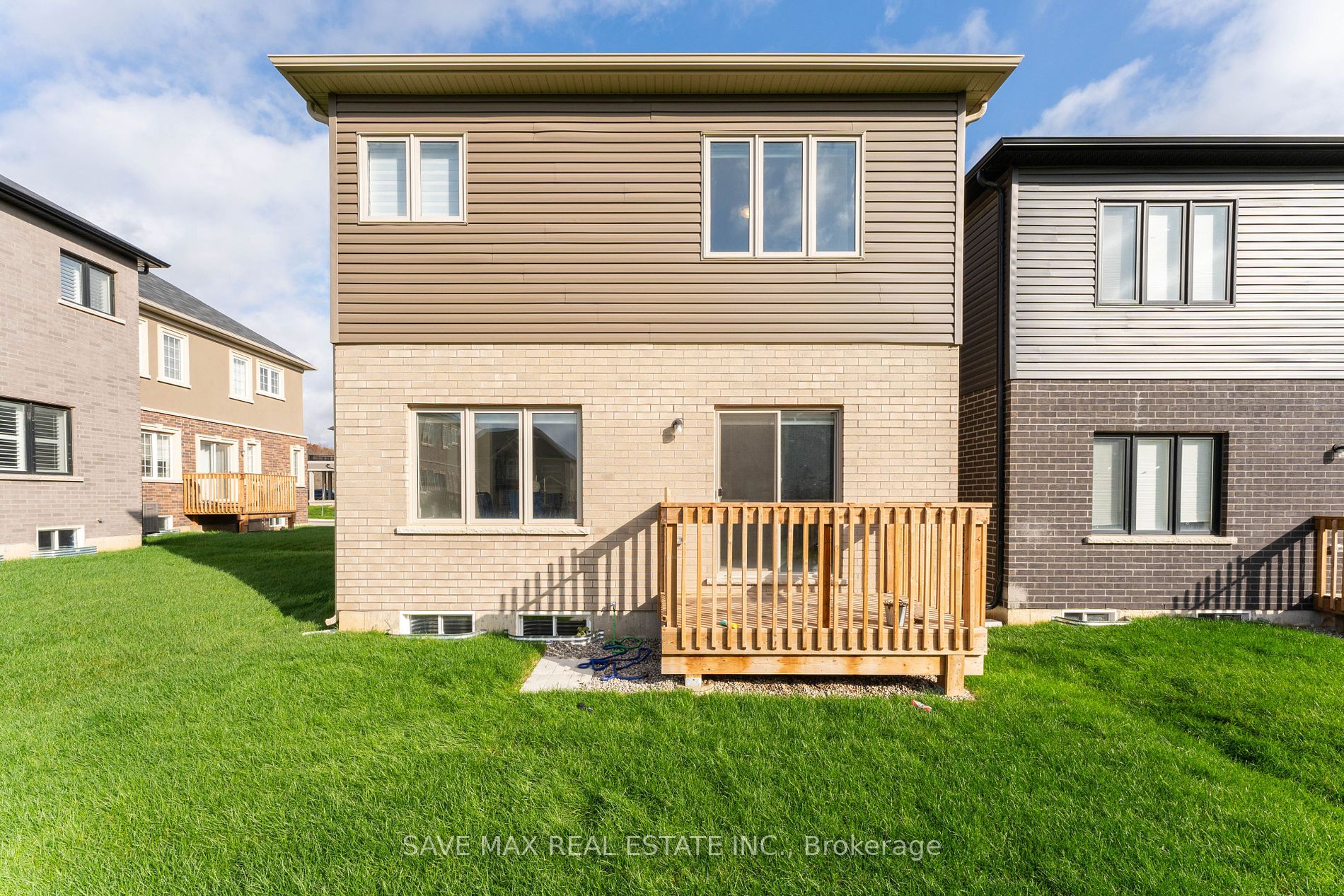 1 Tarrison St