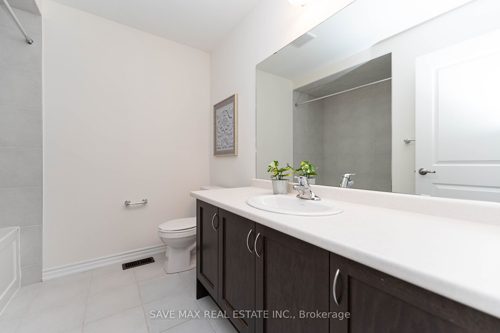 1 Tarrison St